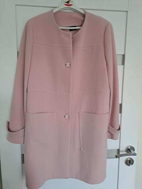 Prechodný kabát, 44