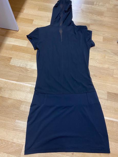 Saty s kapucnou, xs