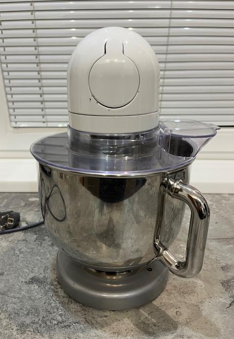 Kenwood kmx 50 kuchynský robot,