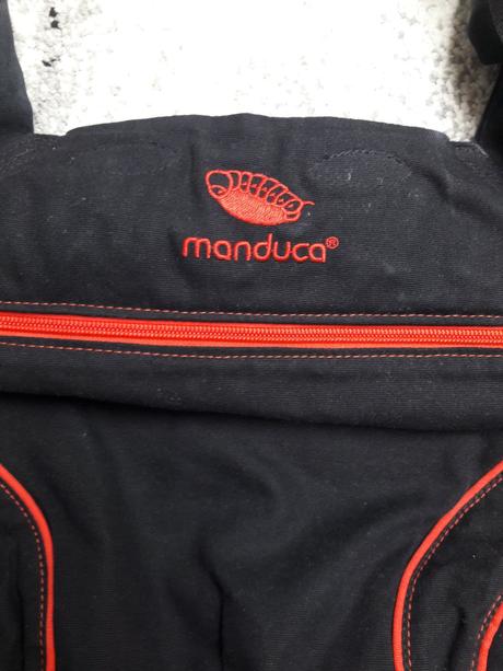 Manduca+nepoužité chrániče, manduca