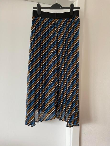 Plisovaná sukňa gestuz, s