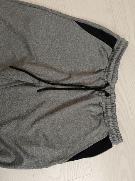 Šedé tenké tepláky s vreckami, crivit,m