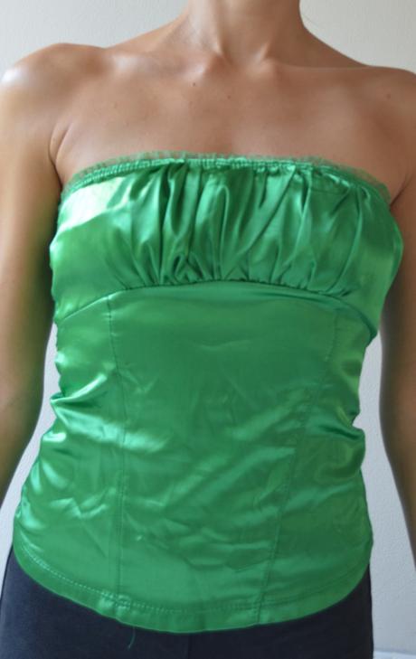 Lesklý elegantný zelený top veľk.s, s