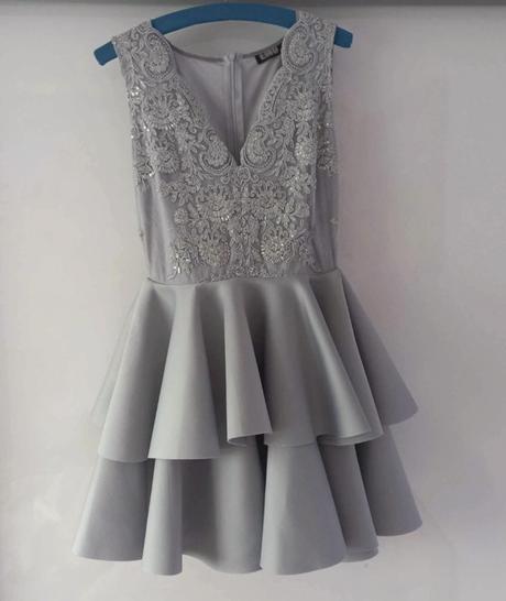 Strieborné spoločenské šaty, m