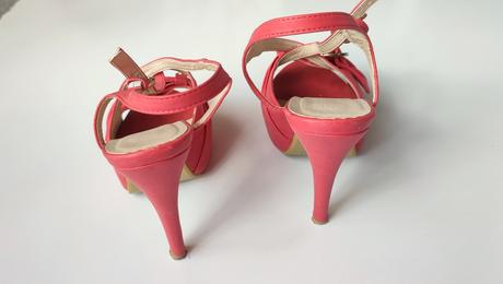 Sandále s poštou, 37