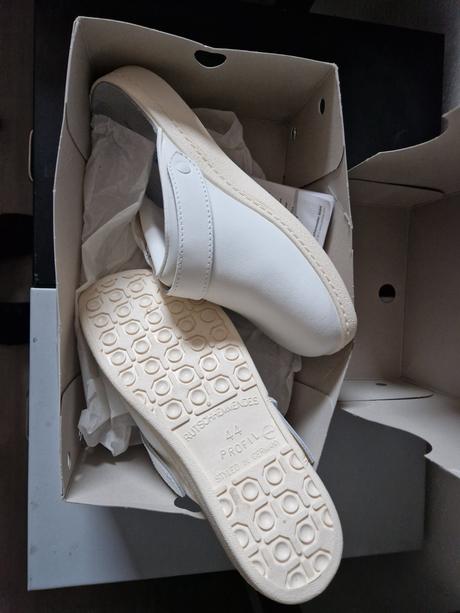 Pracovne topanky nenosene, 42