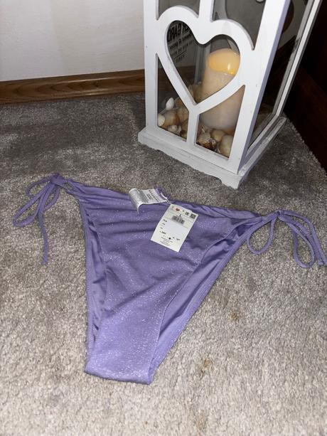 Spodok plaviek, reserved,l