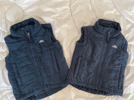 Funkčné vesty aj pre dvojičky trespass, 98