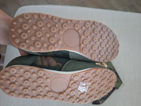 Khaki tenisky, primark,38