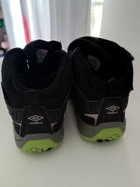 Prechodne topanky, umbro,32
