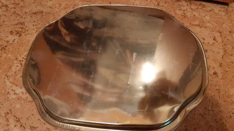 Predám upomienková kovová tacka., 