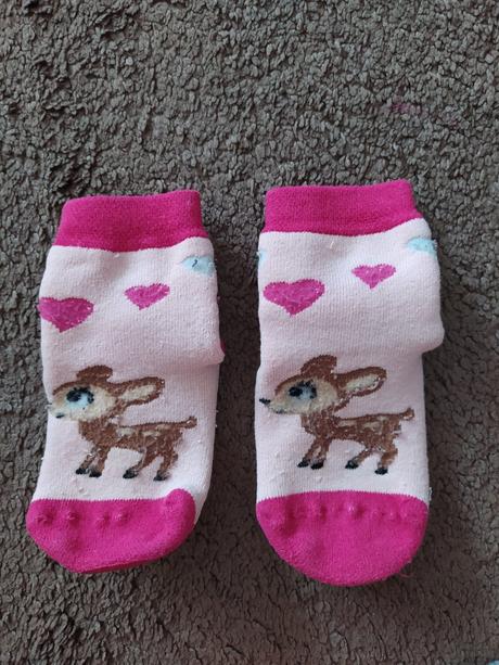 Ponožky se silikonovou podrážkou, 19