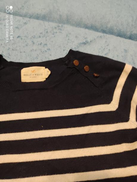 Dievčenské tričko, 122