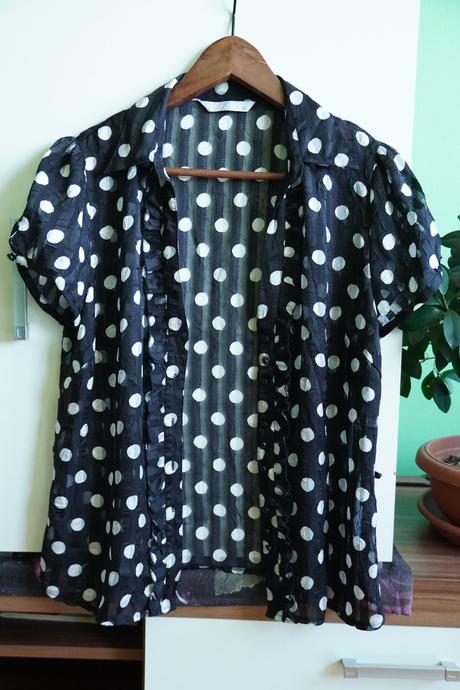 Bodkovaná blúzka, tu,l