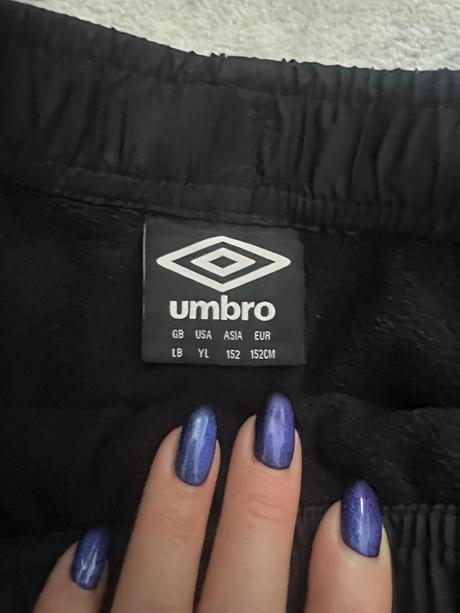 Športové zateplené  nohavice, umbro,152