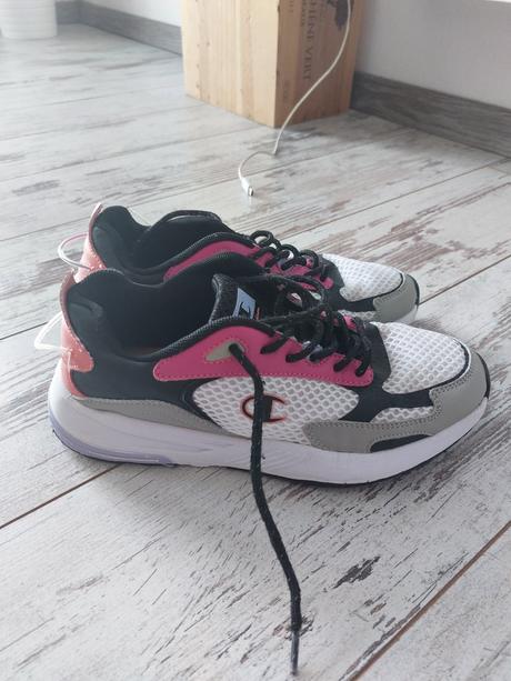 Tenisky, champion,37