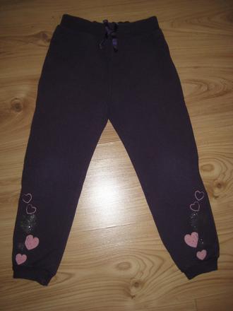 Tepláky, zn. wendee, 110