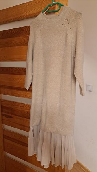 Ako zladiť šaty so zimným oblečením?