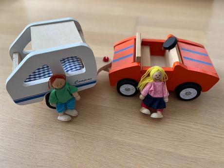 Karaván s postavičkami, 