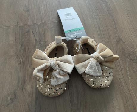 Capacky / balerínky, sinsay,20