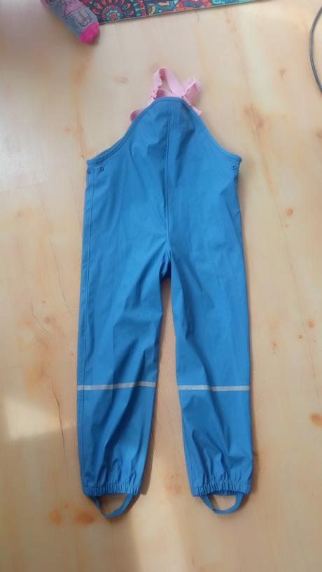 Nohavice do dažďa, lupilu,122