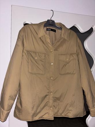 Vatovana prešívaná bunda zara m, zara,38 / 40 / l / m
