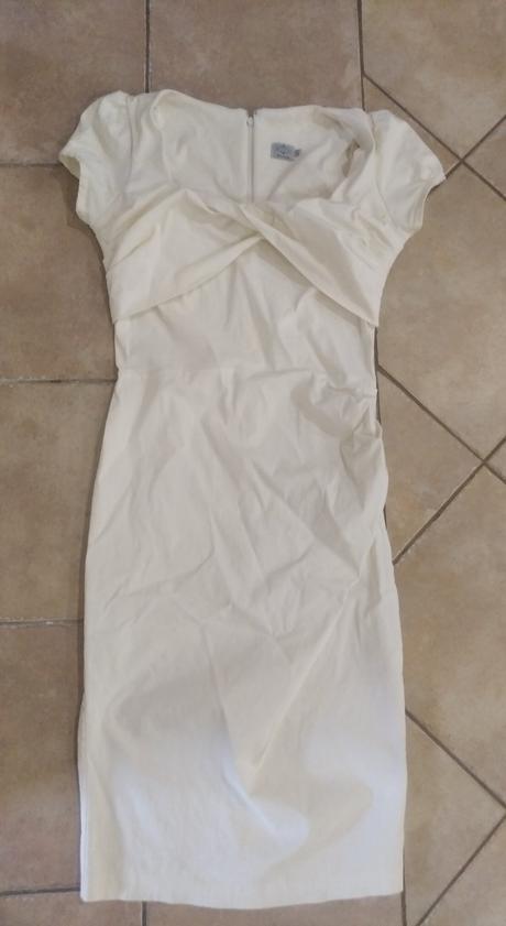 Krasne elegantné midi saty, m