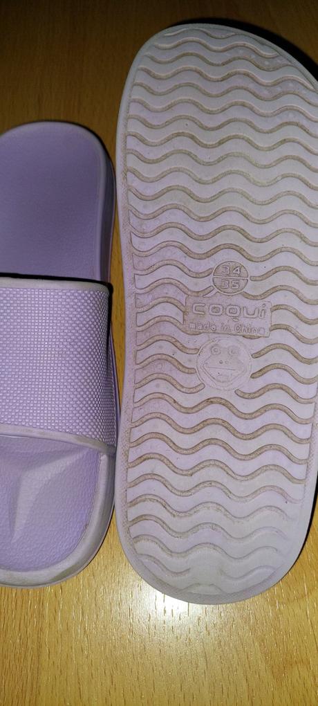 Šľapky velk.34/35, coqui,35
