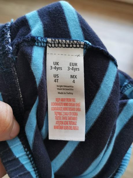 Kraťasy 104, f&f,104