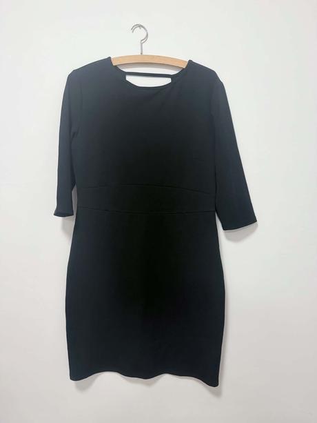 Elegantné čierne šaty mierne elastické, xl