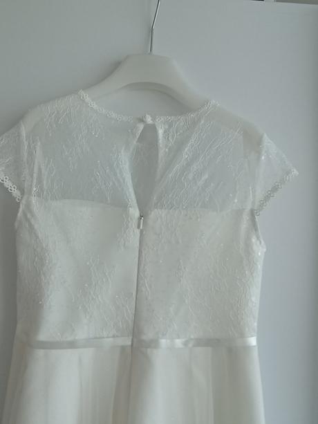 Šaty na prijímanie zn. bianco evento velk. 146, 146