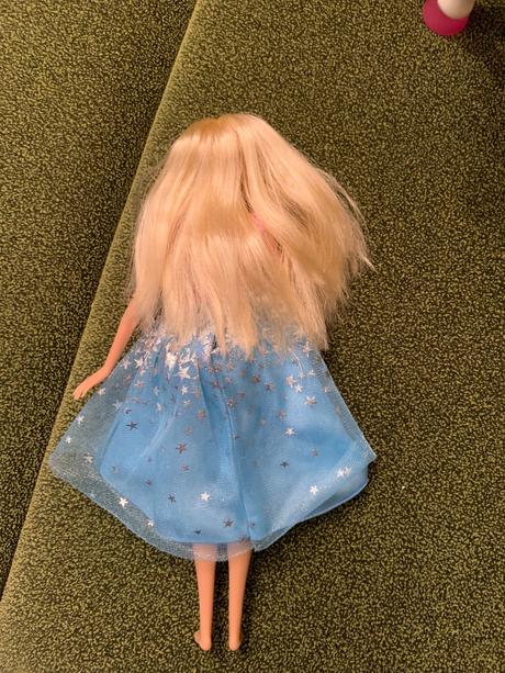 Barbie s interaktívnym koňom, 