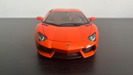 Lamborghini aventador 1/18 welly nex,