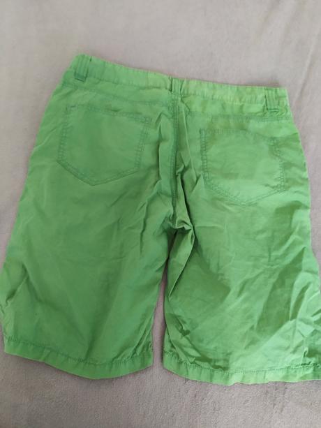 Pánske kraťasy, 48