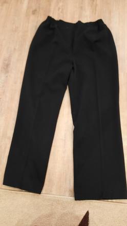 Čiernè elegantnè nohavice l,xl, xl