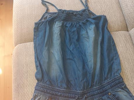 Dievčenský overal na leto, 158