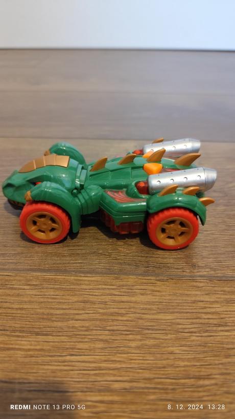Autíčko dinotrack, 