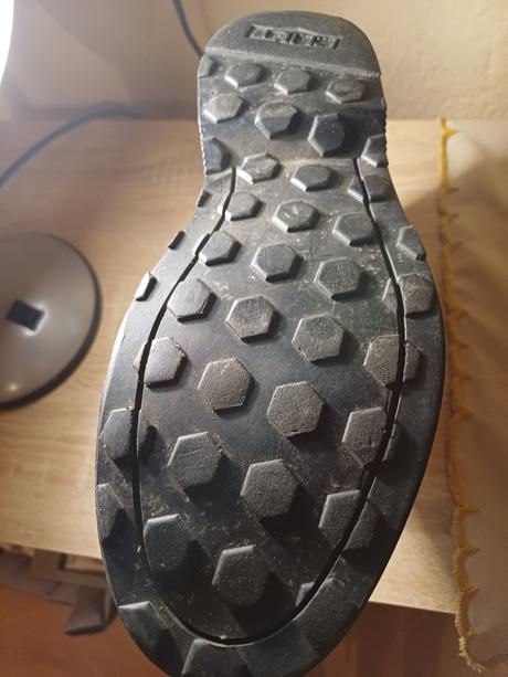 Predám dámske topánky v.39, cult design,39