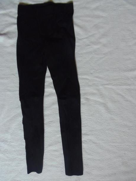 Nohavice - prestrih na kolenách, xs