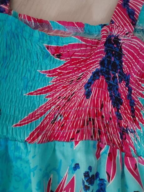 Letné tyrkysové šaty s kvetmi, m