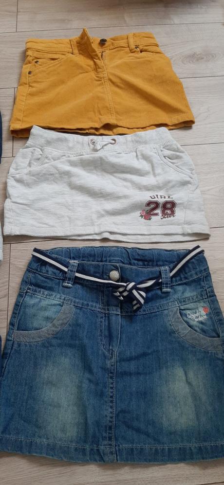 Balik sukniciek 116/122, 122–134