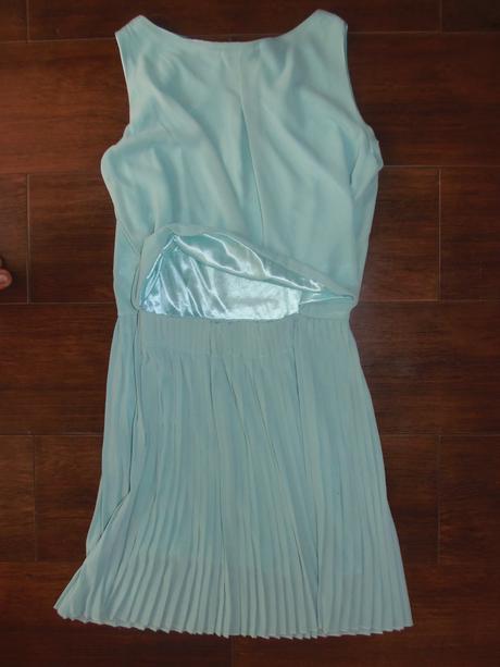 Šaty - prekladaná sukňa, s