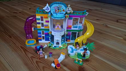 Lego friends hotel pre domácich miláčikov day care, 