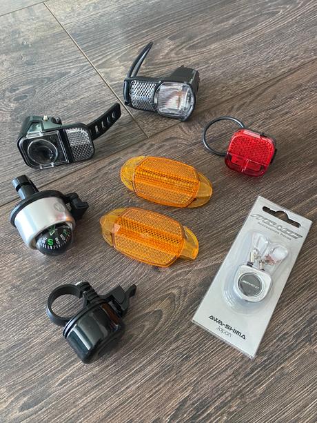 Rôzne doplnky na bicykel/kolobežku, 