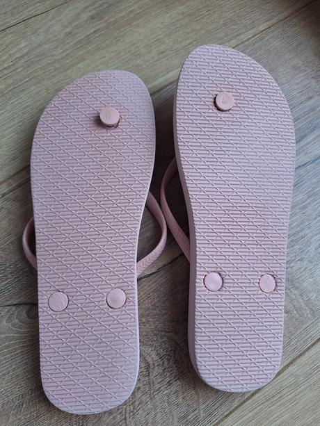 Flip flopy dedoles, 38