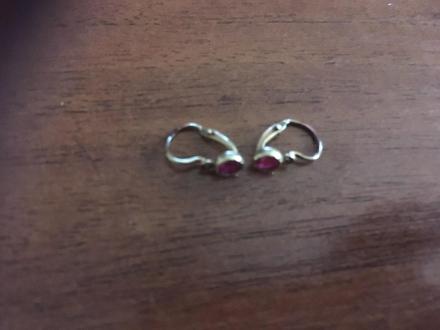 Zlate náušnice najmenšie, 