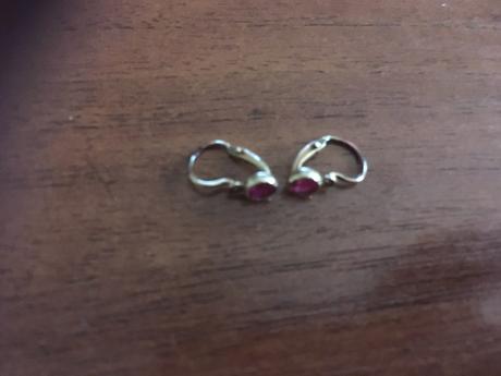 Zlate náušnice najmenšie, 