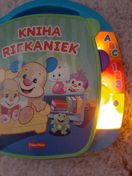 Riekanky fisher price, kocka infantino, knižka, 