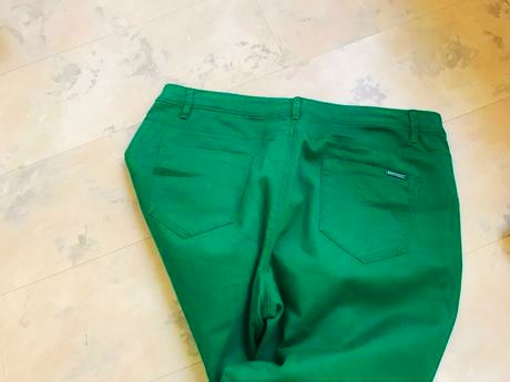 Super nohavice, c&a,46