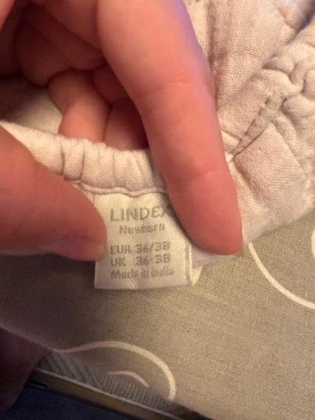 Tkaný klobúčik, lindex,56